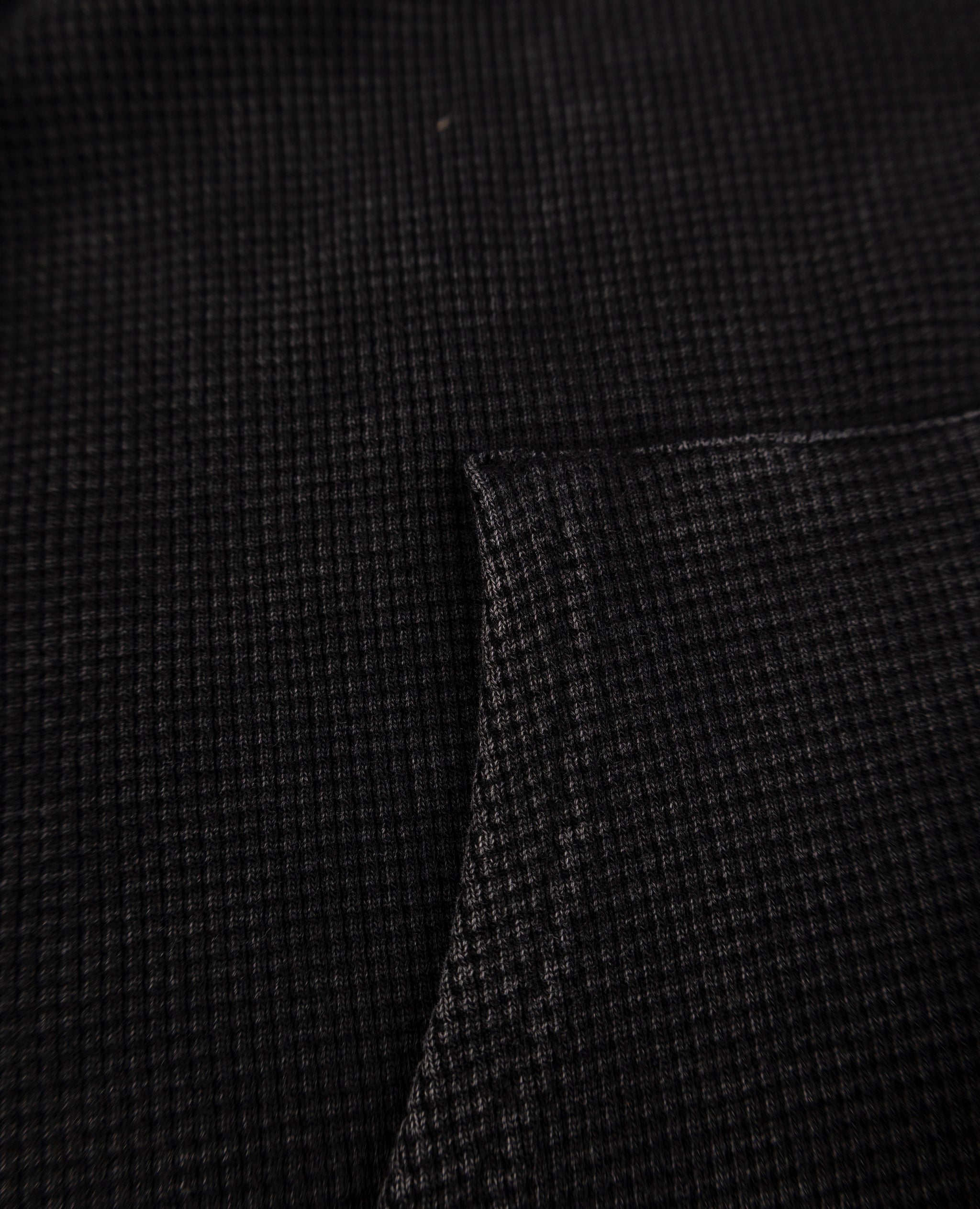 BLACK WAFFLE ZIP