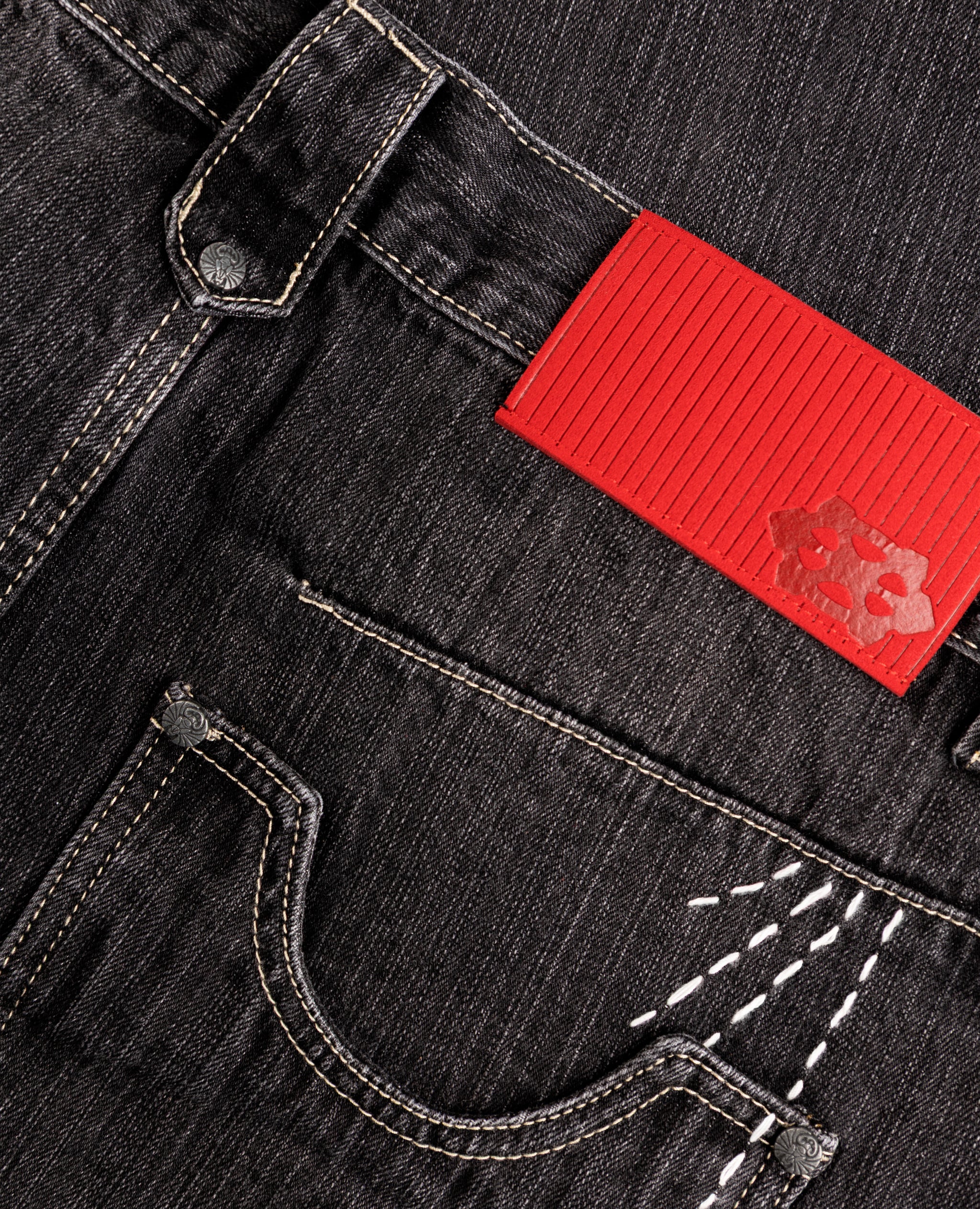 BLACK WILDLIFE LOOSE-FIT DENIM