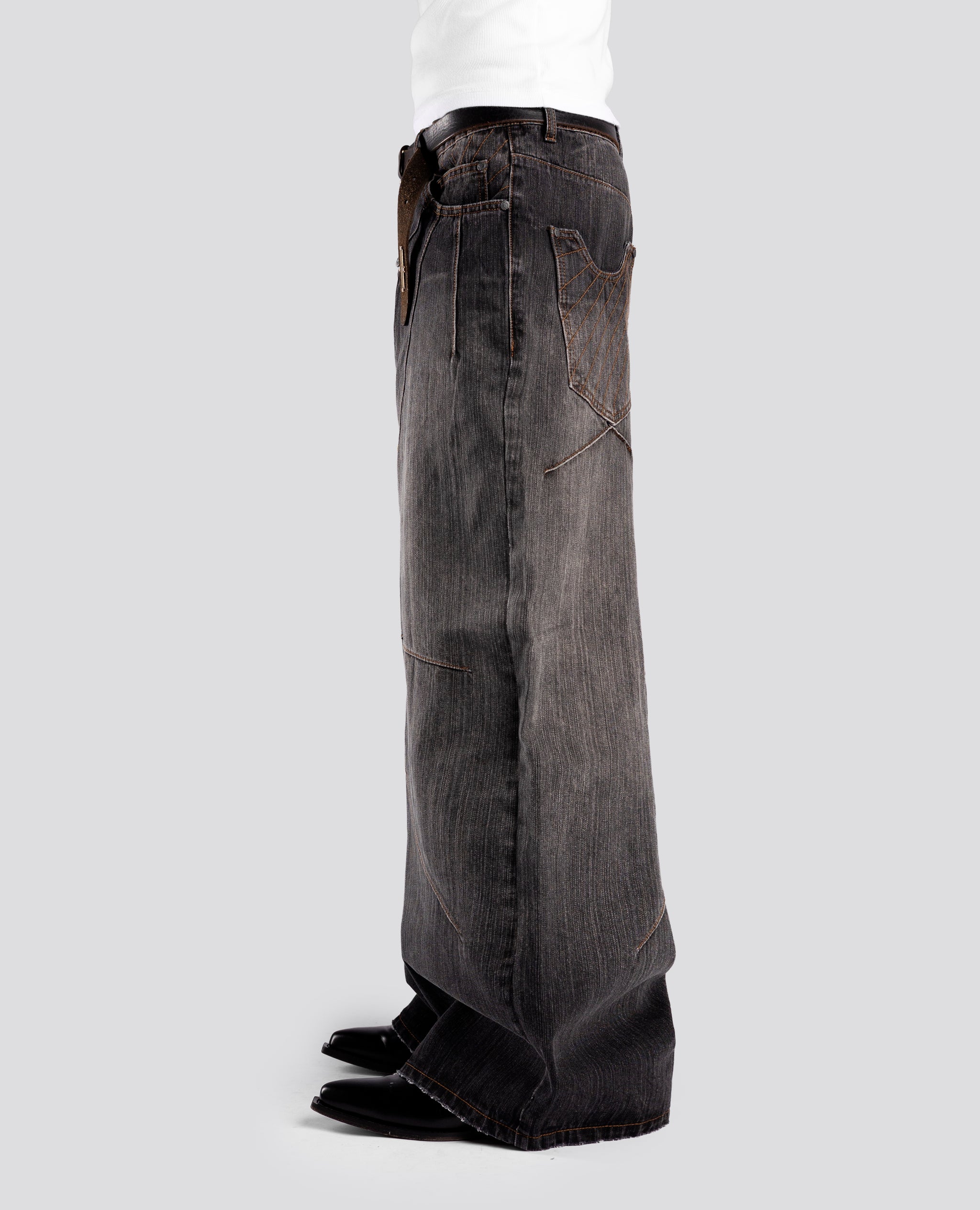 BLACK BEAM ULTRA-LOOSE FIT DENIM