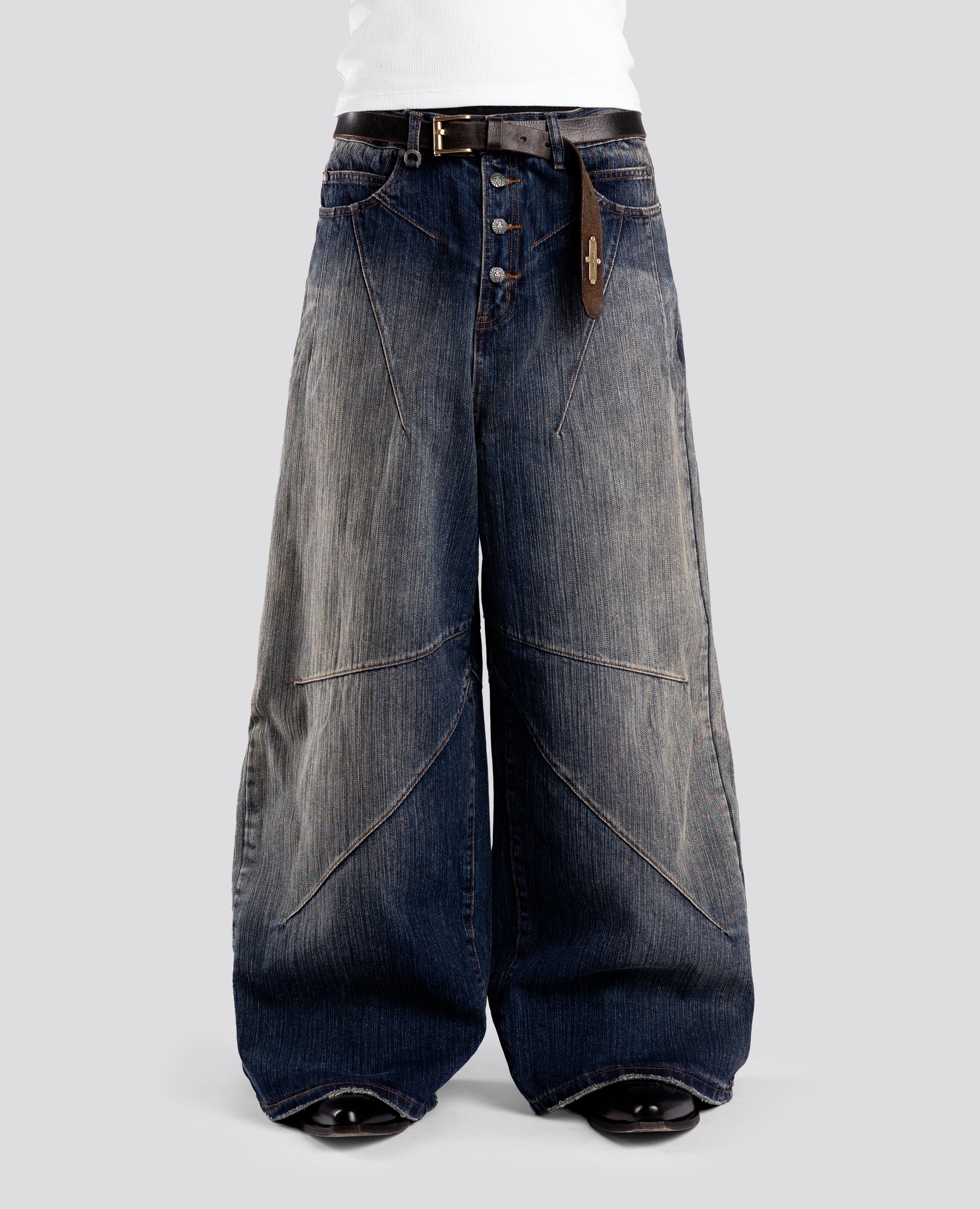 BLUE BEAM ULTRA-LOOSE FIT DENIM
