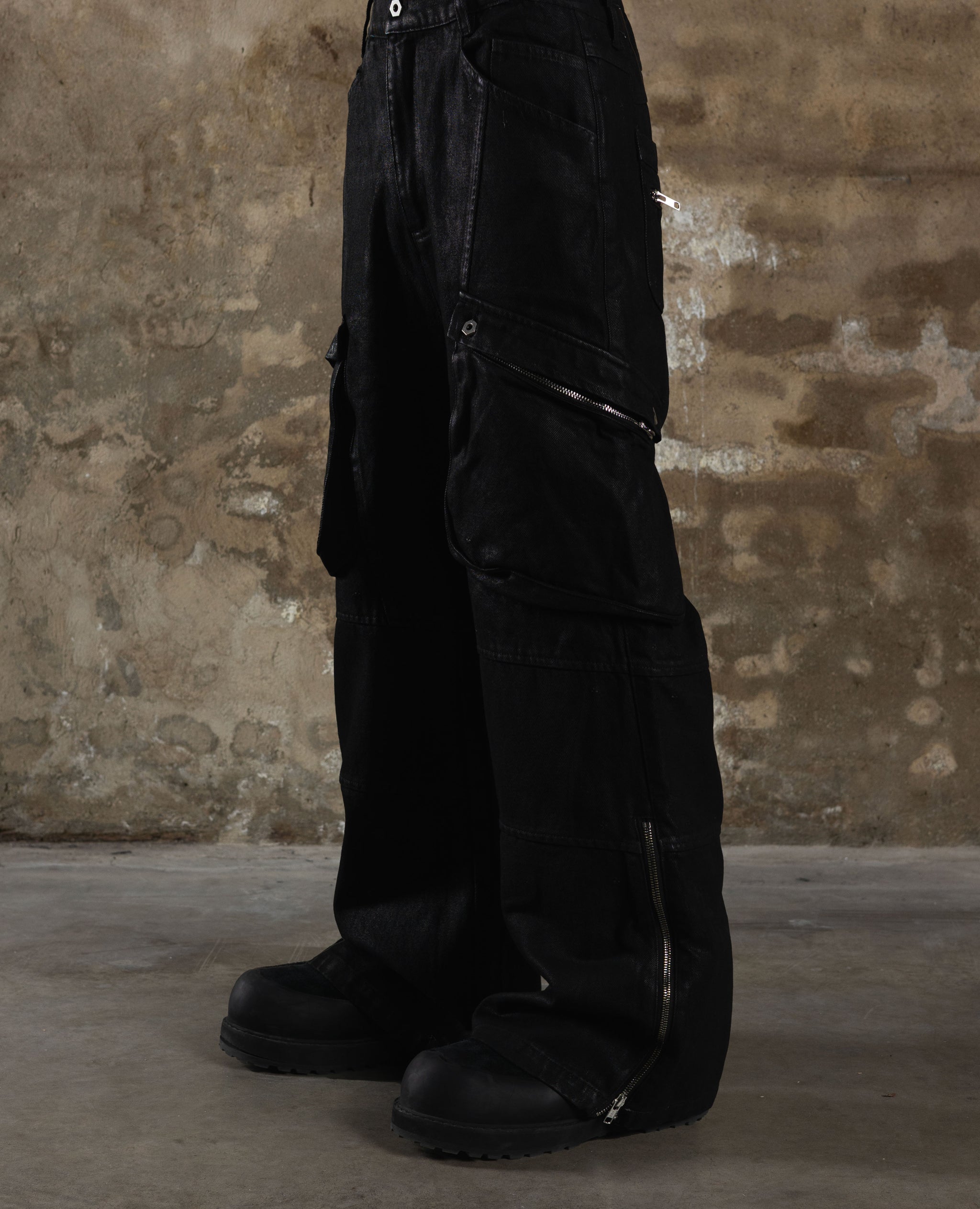 B-2 WAXED DENIM