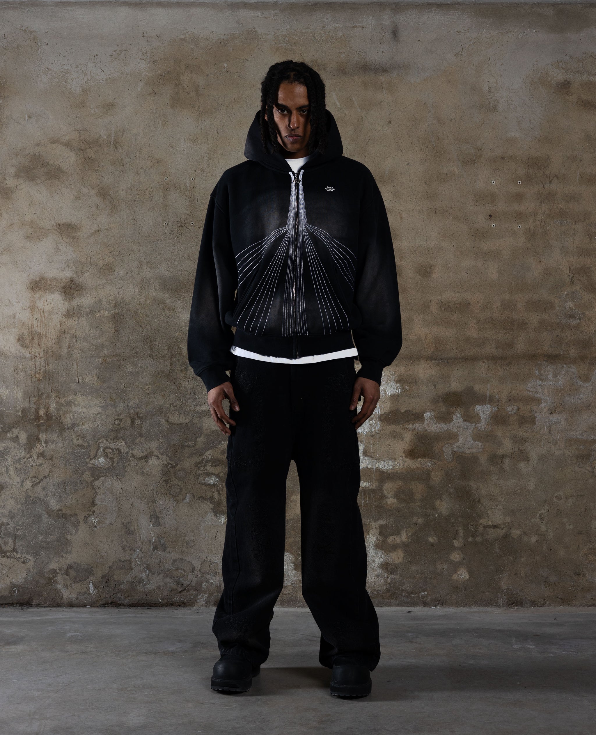 BLACK RAYS ZIP