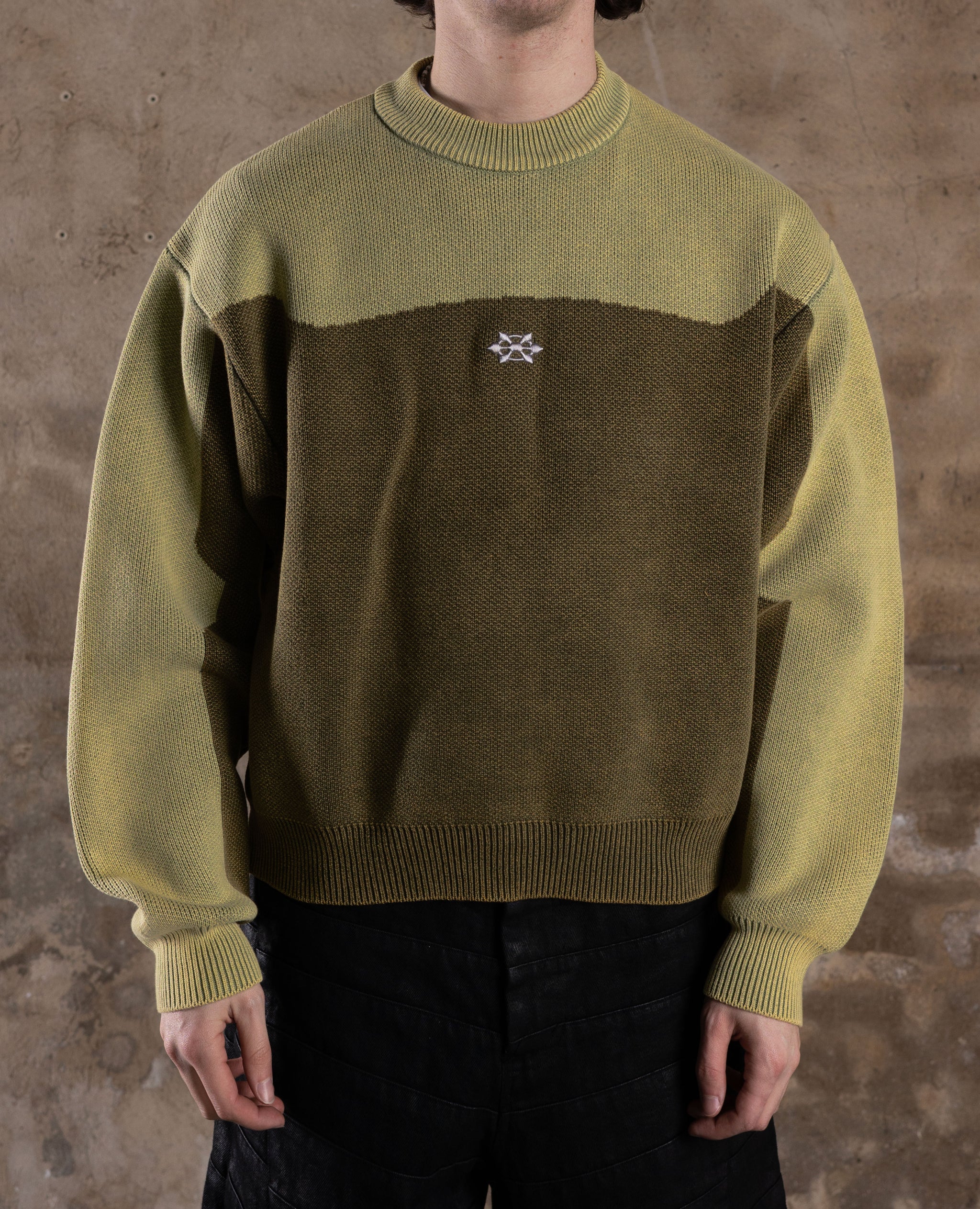 MILITARY TREMOR KNITWEAR