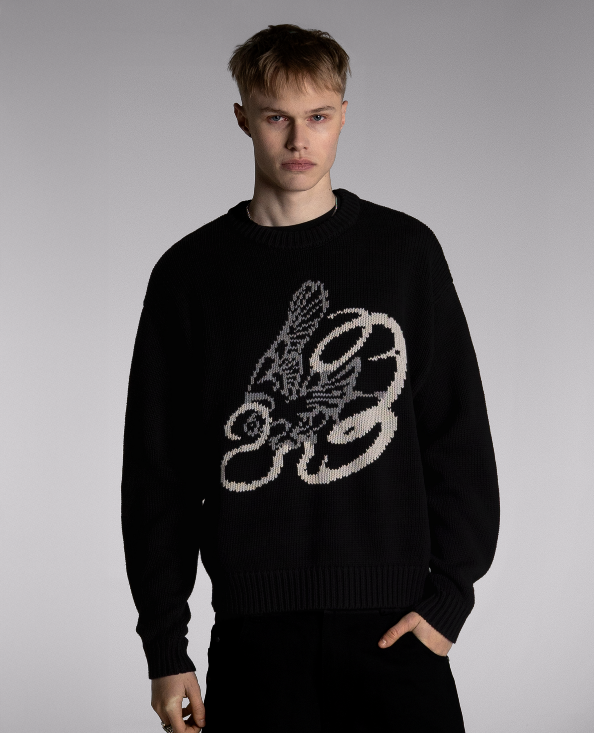 BLACK BATTLE KNIT