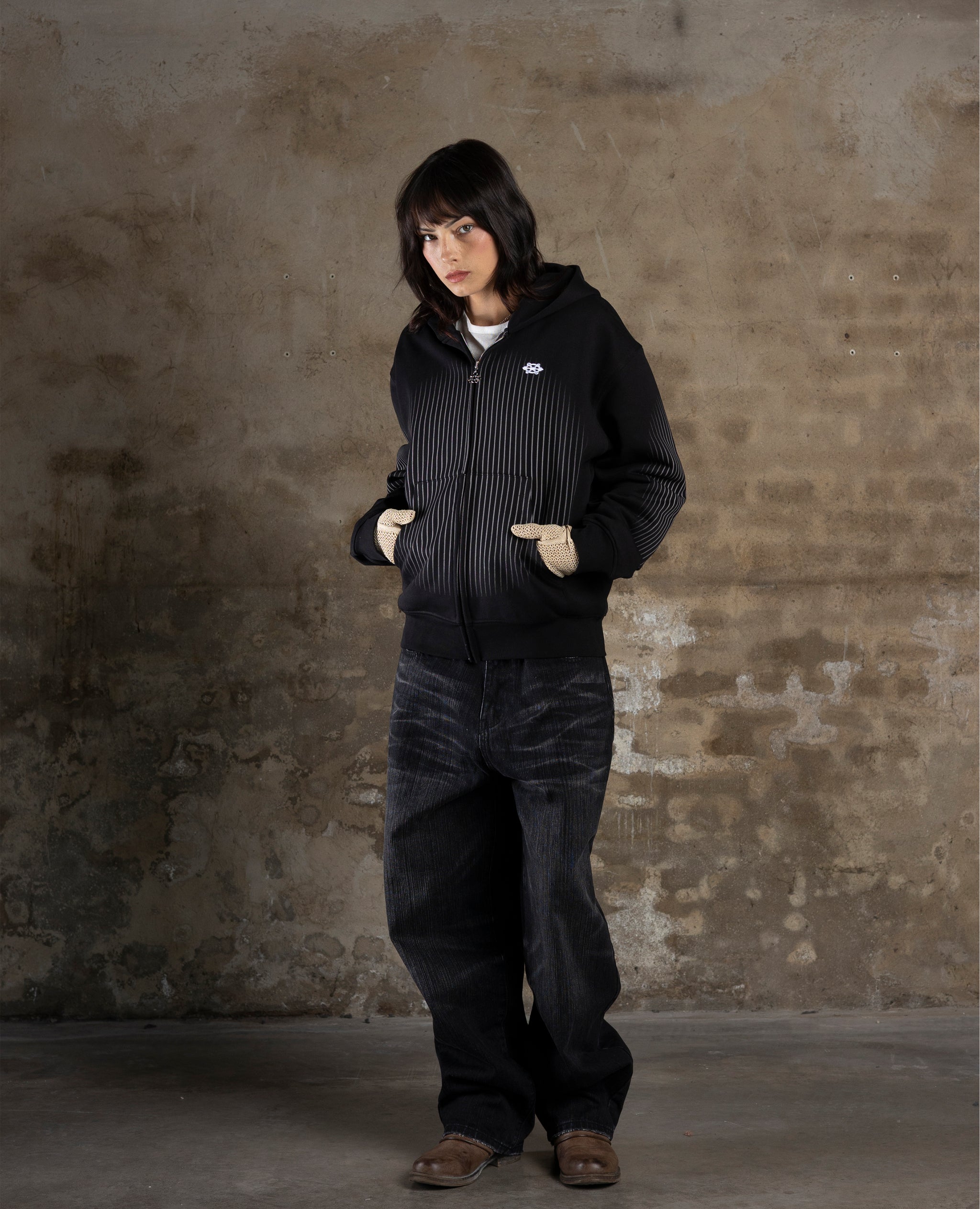 BLACK BRUTAL ZIP
