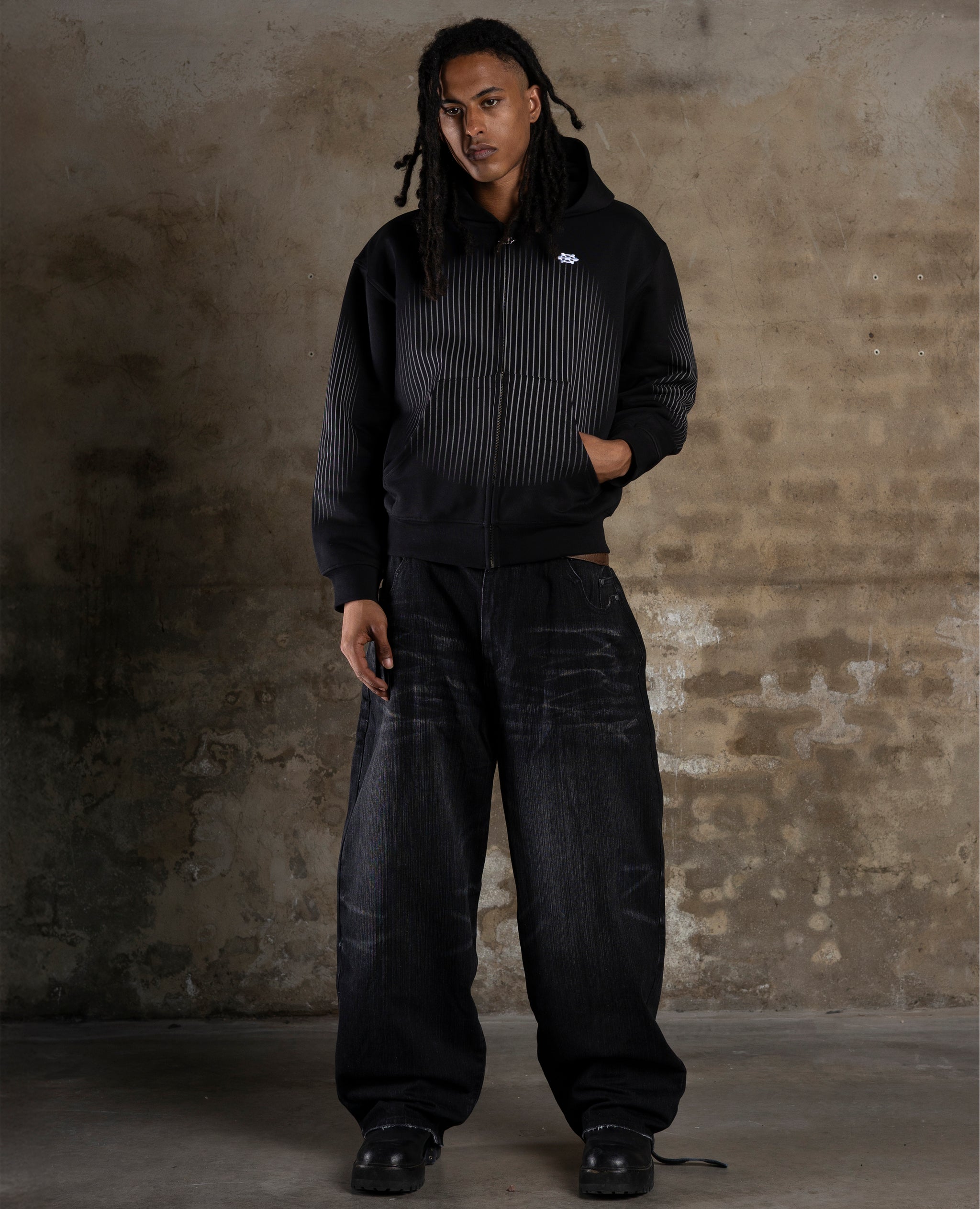 BLACK BRUTAL ZIP