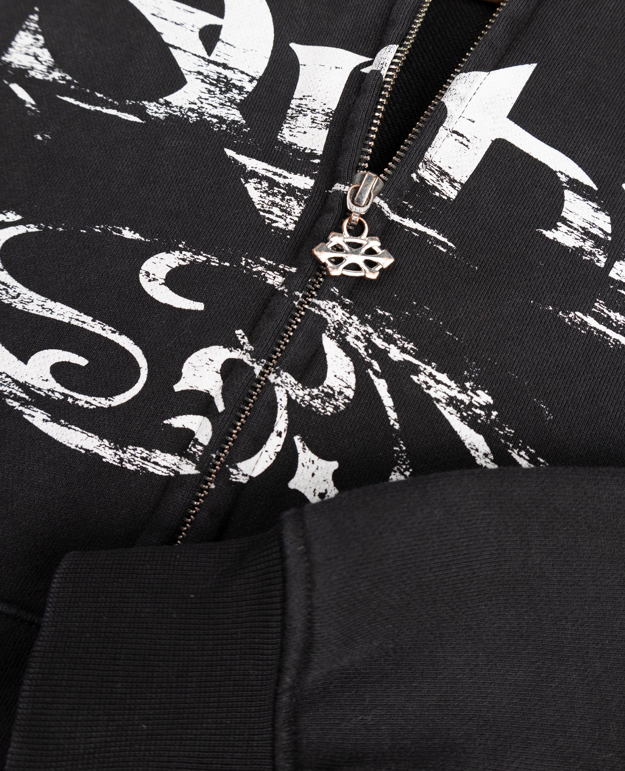 ORNAMENT ZIP