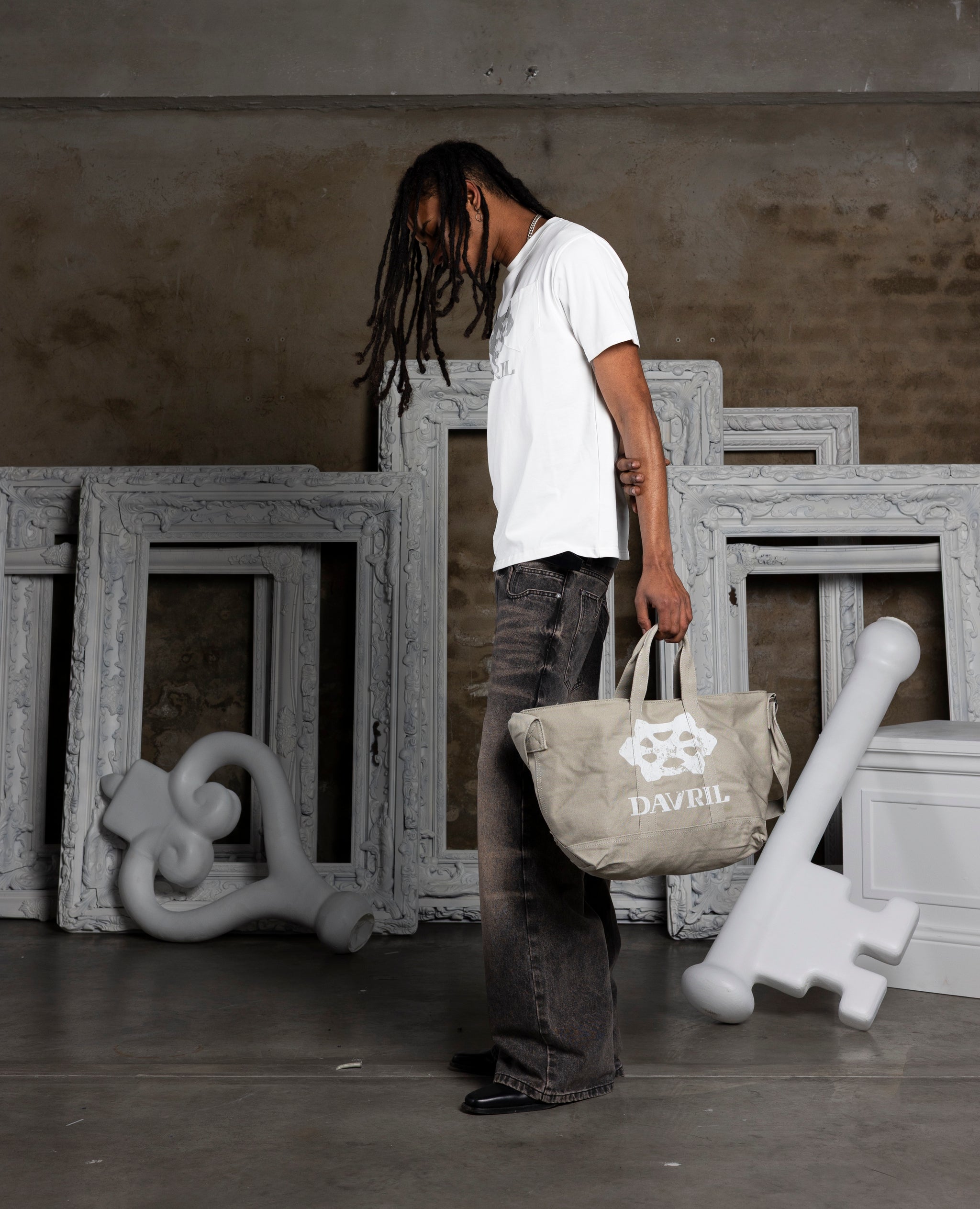 CANVAS SHOULDER BAG
