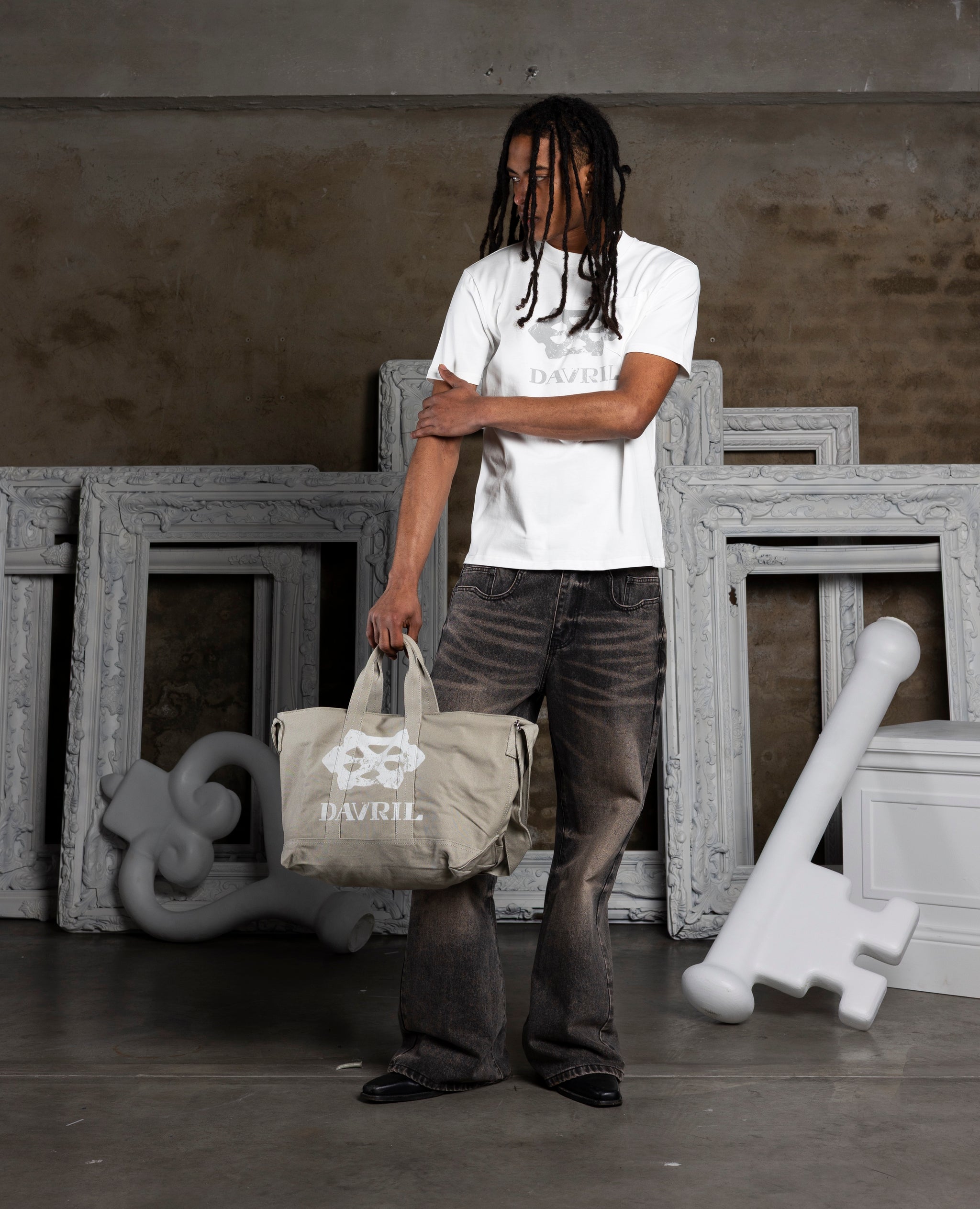 CANVAS SHOULDER BAG