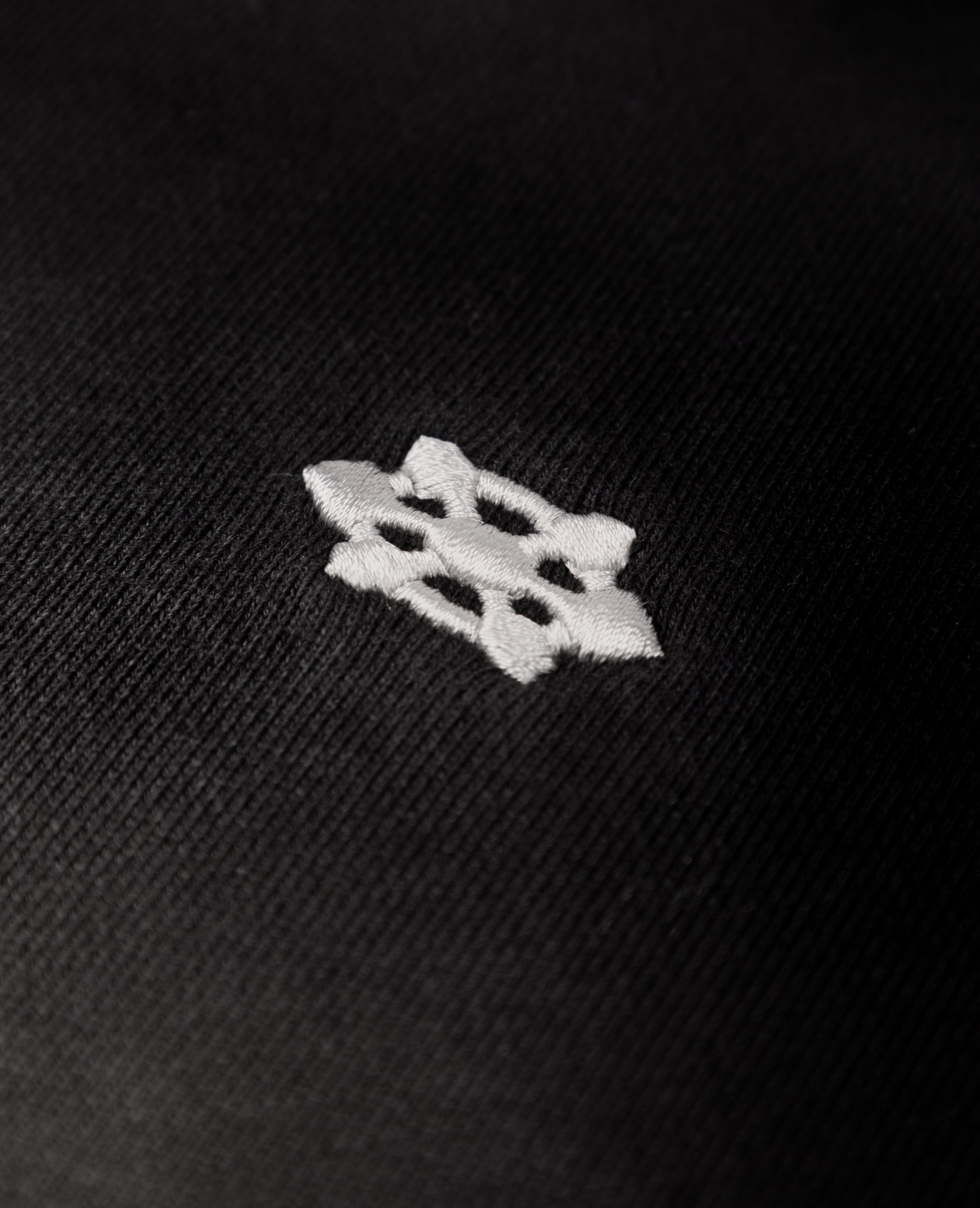 BLACK RAYS ZIP